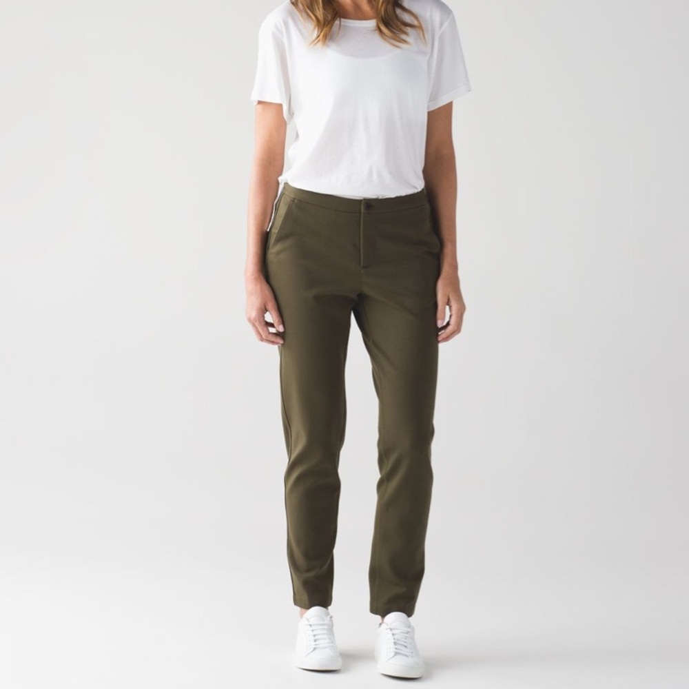 Lululemon Sz 10 City Trek Trouser Ponte Military Green Ankle Pant EUC